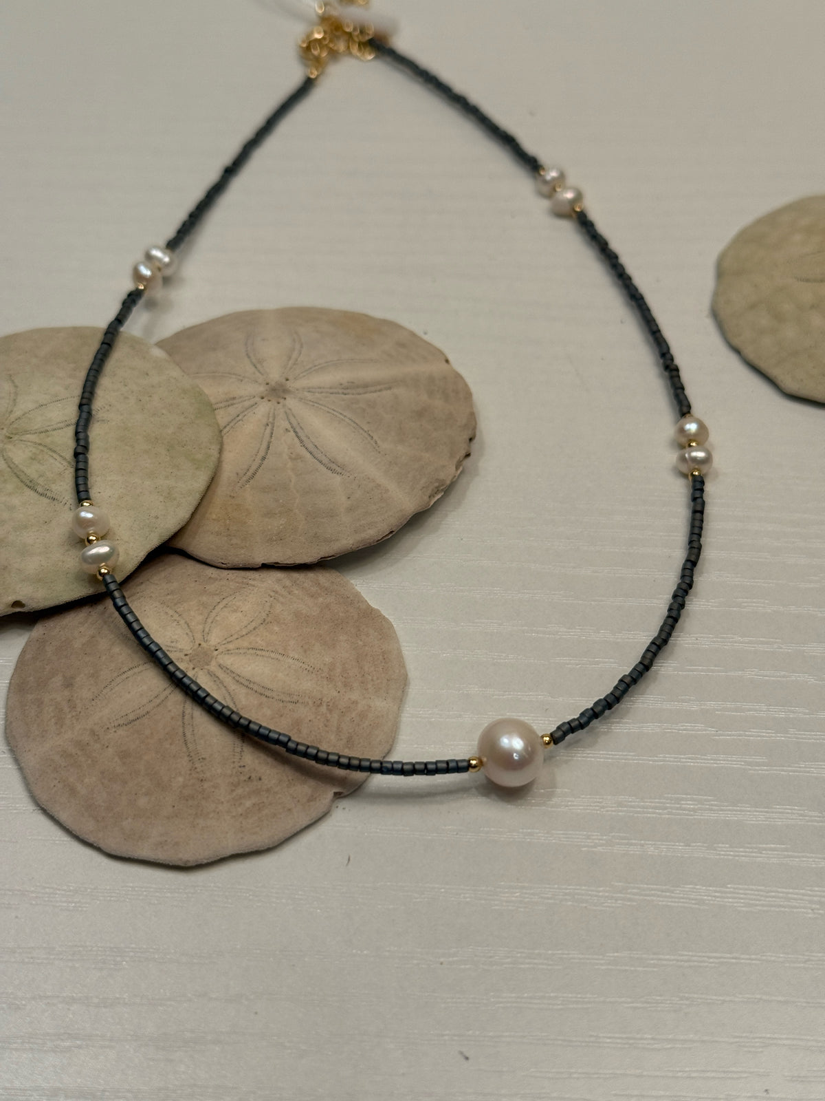 Gold-Plated Navy Beaded Necklace with Freshwater Pearls